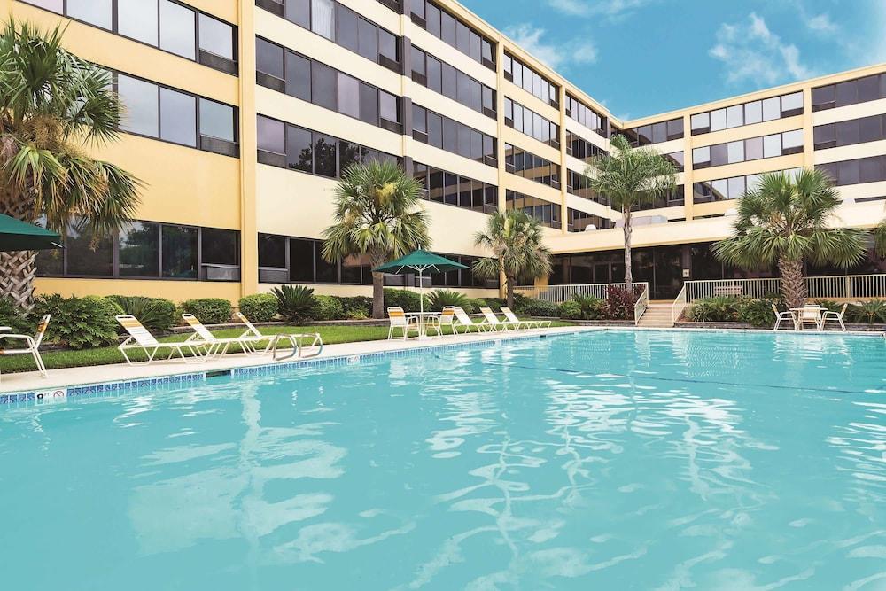 Hotel La Quinta By Wyndham New Orleans Airport Kenner Exterior foto